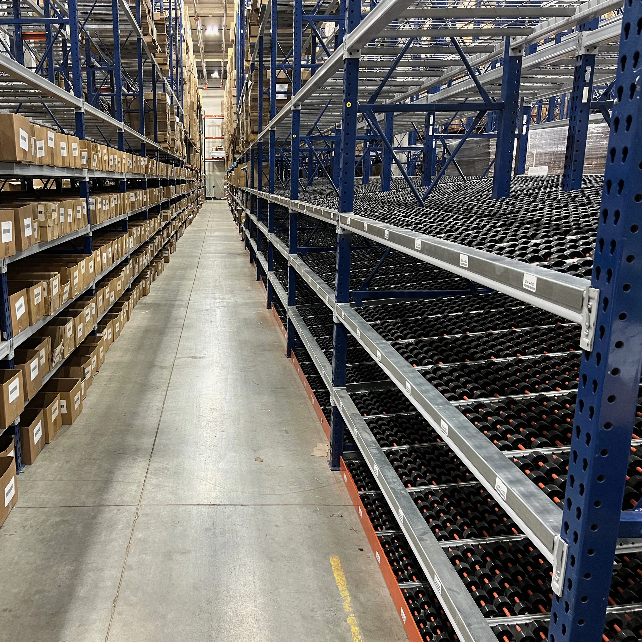 Carton Flow Rack: Efficient Warehouse Storage Solution